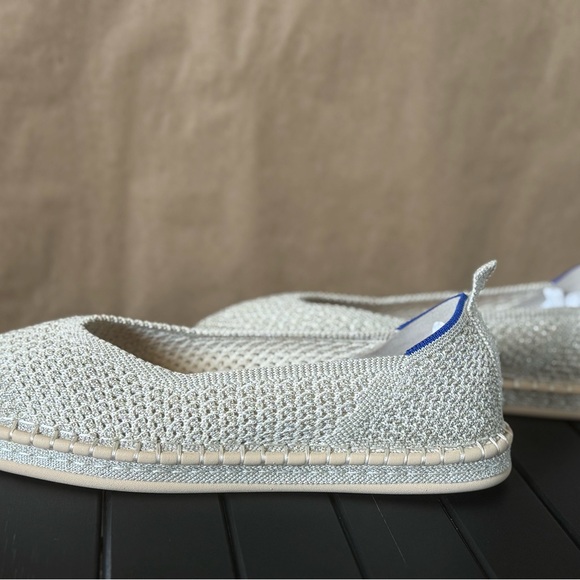Rothy’s. The espadrille in beige metallic. Size 9. - Picture 3 of 5